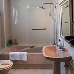 Lägenhet Casa Trebol Parquing Gratis Estepona