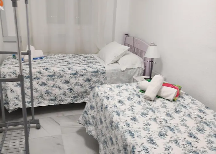 Casa Trebol Parquing Gratis Estepona