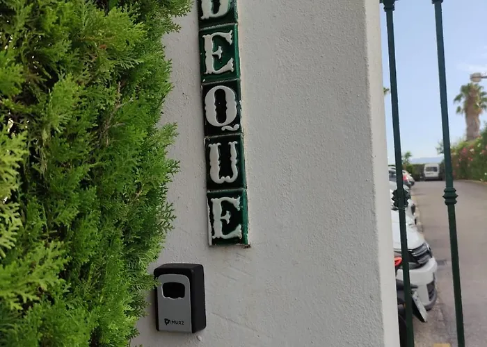 Casa Trebol Parquing Gratis